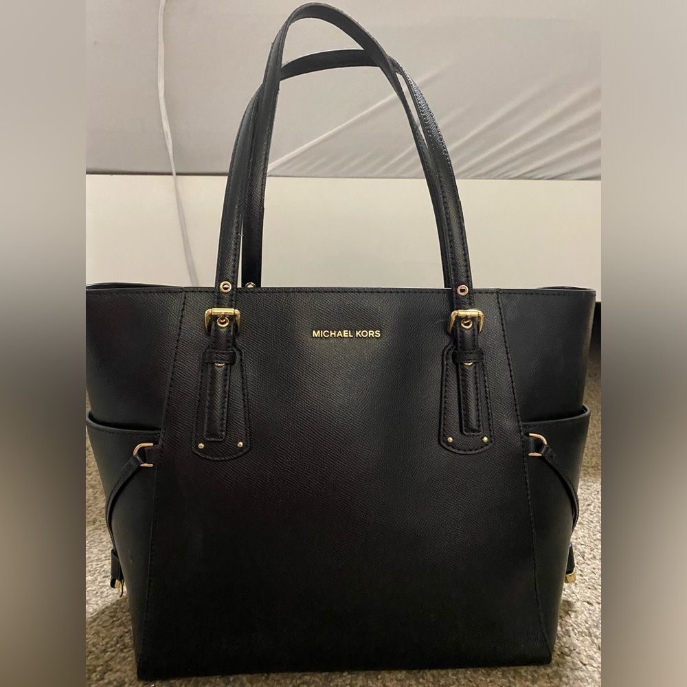 Michael Kors - Jet Set Travel Medium Top-Zip Tote Bag - Black